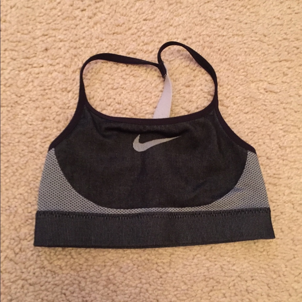 Girls nike sports bra.